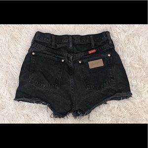 Vintage WRANGLER Cut-off shorts